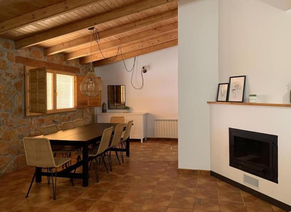 La Llobatera Casa Rural Les Coves de Vinroma Экстерьер фото